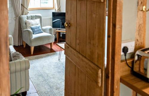 Poppy Cottage - Cosy 2 Bedroom, Perfect for Family! - Photo 2