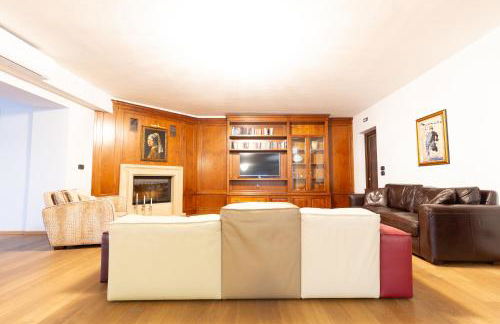 Villa Adige Luxury - M&M Holiday House - Foto 17