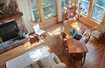 River Bend Escape by Leavetown Vacations - Foto 3