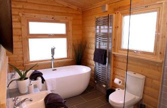 Cambridgeshire Lakes - luxury lodges in a stunning lake location - Foto 26