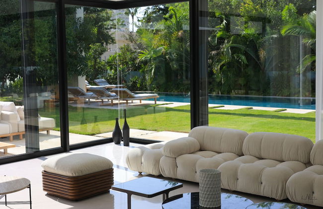 Luxurious Coastal Villa w Pool & Garden - Foto 22