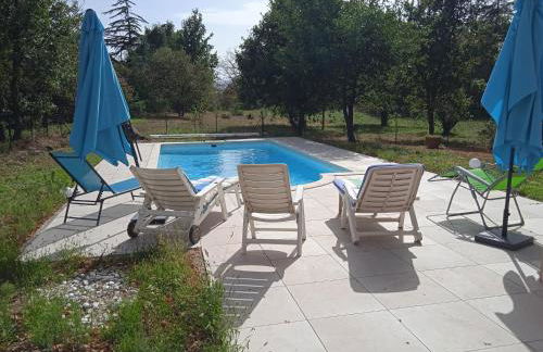 Maison calme avec piscine entourée de son parc - Foto 18