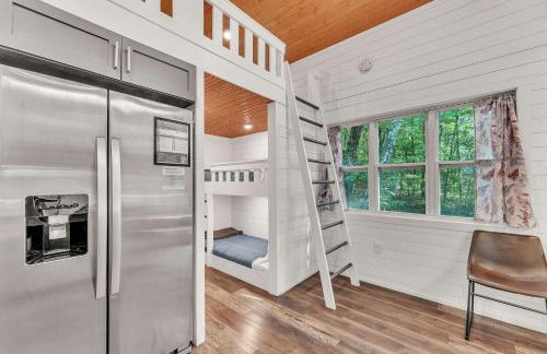 Dogwood Cottage with Private Fire Pit & Sleeps 6 - Foto 13