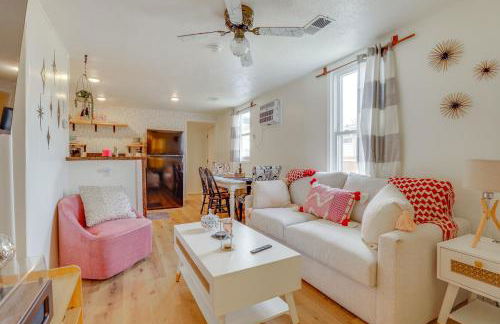 Walk to Memorial Stadium Family Home with Patio - Foto 1