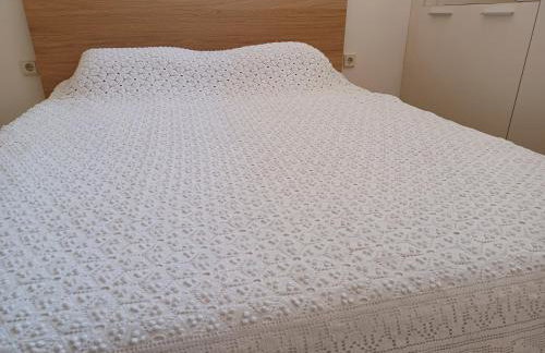 Apartment with a garden, BBQ, swimming pool and jacuzzi - Foto 23