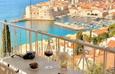 Apartment RR - Photo 1