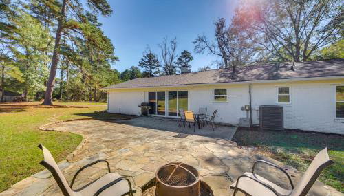 Fire Pit and Grill Tyler Home on 5 Acres! - Foto 3