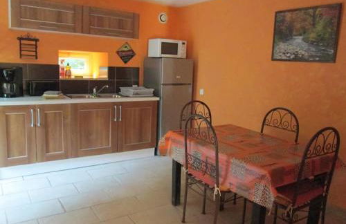 Gîte en bord d'étang et de rivière - Foto 17