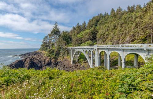 Coastal Garden - Anchor Pier Lodge - Photo 3