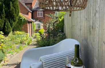 Entire Georgian luxury house - 3 Storey- High St Henley-in-Arden -Two bedrooms-Sleeps 4 people Close to Stratford upon Avon - Warwick - Solihull - NEC - Foto 40