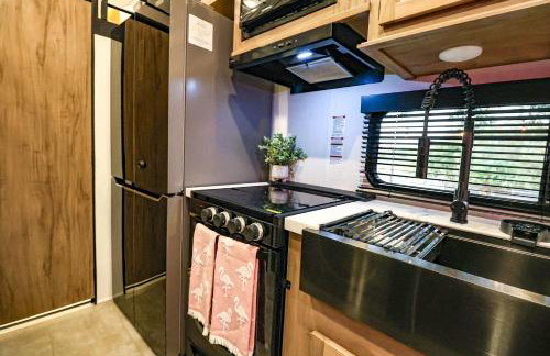 FunTropicalTinyHomeGolfCartLake - Foto 48