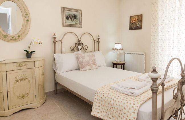 Deluxe 2 Bedroom apt in Petroupoli - Foto 1