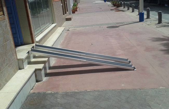 Beachfront House - Photo 24