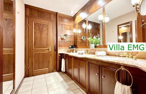 Luxury Ferienhaus Spa Villa Gernsbach mit Pool, Sauna, Garten, Kamin bis 22 Personen - Foto 14