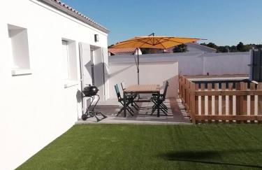 LE MOUSSE Maison avec piscine/parking/wifi/plages 5kms - Foto 2