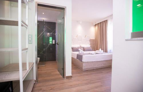 Amalia Deluxe Villas - Photo 35