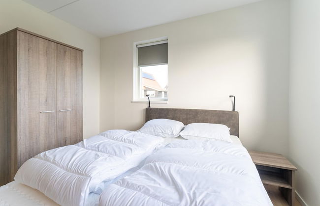 House Near Scherpenisse Beach With Garden - Photo 2