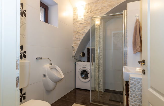 Romantic Pool Villa Angela With Sauna - Photo 23