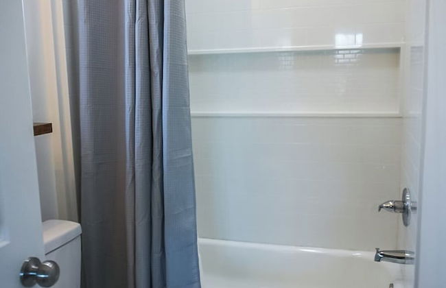 StayAE - Flamingo House - Photo 39