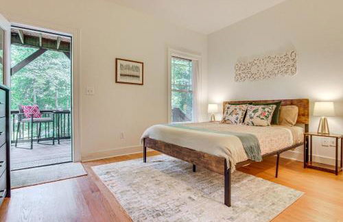 Black Mountain Hideaway with Hot Tub and Pool Table! - Foto 14