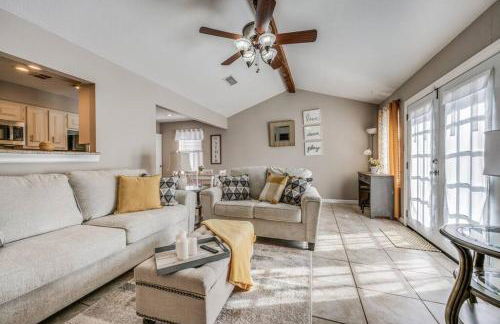 Centrally Located 3BR 2BA - ! - Photo 25