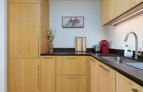 2Bed Apt View of Hollywood Sign & Rooftop Pool - Foto 25