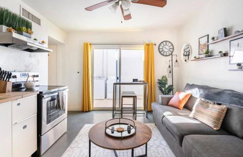 2BR Apt with BBQ & Parking Spring Fling Stay - Foto 11