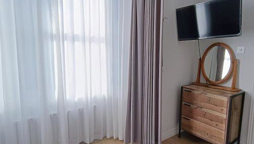 New refurbished one bed flat in the West London - Foto 3