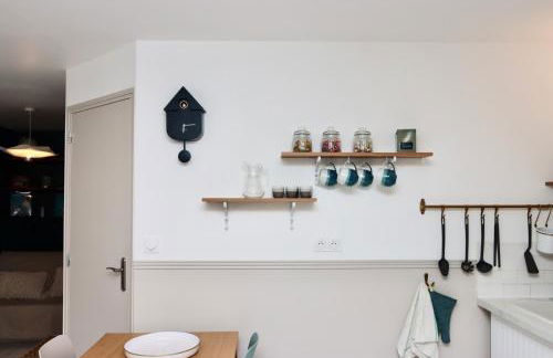 La Source - Spacieux T2 au coeur du village, à 5min des plages - Foto 12