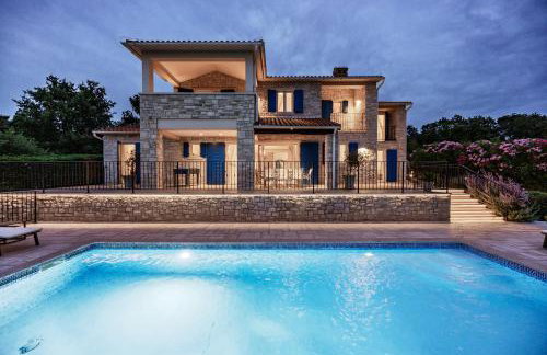 Villa Sterpazzi for 8 people near Poreč with 38 m2 heated pool, sea view & wellness - Foto 8