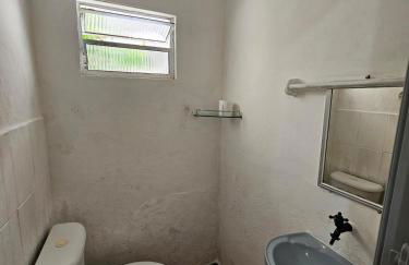 Casa Kitnet Próximo ao Aeroporto - Foto 2