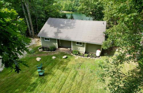 Lakeside Lodge at Fern Lake - 3BR, 1BA Waterfront with Dock - Foto 32