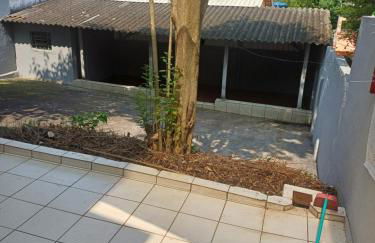 Linda Casa para grupo/ 1km da Expo SP /500m metrô - Foto 2