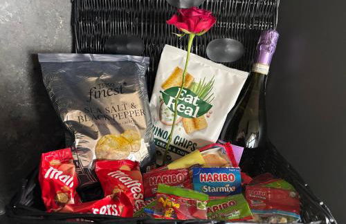 Luxury Lake Front Escape With Hot Tub - Foto 3