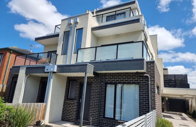 Rosie Townhouse at Gordon - Prime Location - Foto 1