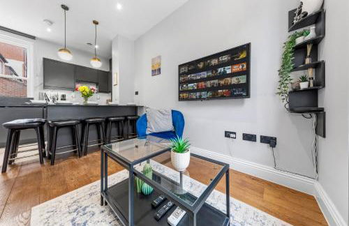 Two Modern Central London Apartments with AC Near Big Ben & Buckingham Palace - Photo 69