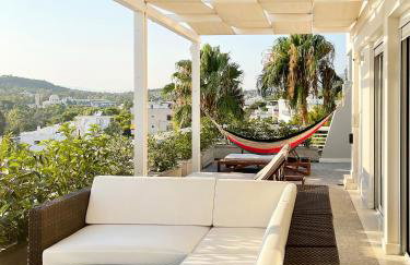 Blue Bay Vouliagmeni Luxury Apartment - Photo 2