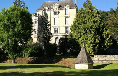 Gite La Maison Blanche Familiale Château La Roche Racan - Foto 2