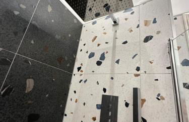 Stunning 2 bedroom apartment - Foto 17