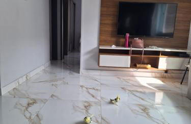 Apartamento com Estacionamento, Wi-Fi, Ar condicionado a 300 metros da Praia da Enseada no Guarujá. - Foto 48