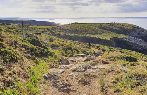 Escape to Pembrokeshire - charming spacious cottage - Foto 44