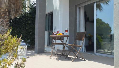 Bungalow en Punta Prima 2 dormitorios y piscina - Foto 5