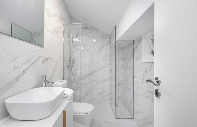 C314 Riverside View Premium Apartment w/ AC & Terrace - Foto 25