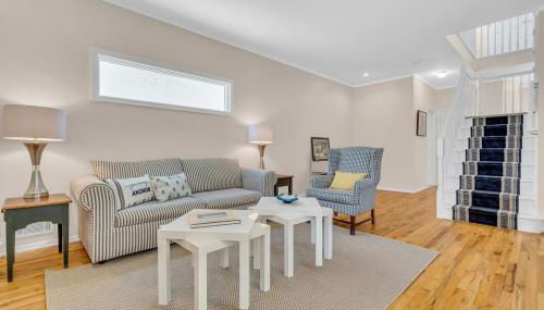 Bayview Coastal Home - Steps to Shore & Free Parking - Foto 3