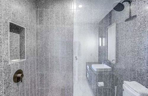 Luxury 2BR Rooftop Pool Austin by Barclé - Foto 42