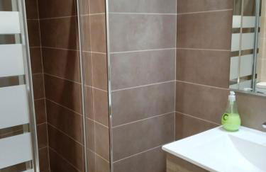 Exterior con parking junto a Avda de América - Foto 9