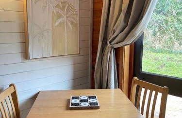 Otter 1 - Private Hot Tub - Bali Inspired Lodge - Bath - Longleat - Wiltshire - Photo 48