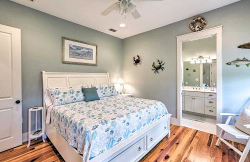 Breezy Home with Grills, Pool and Beach Access! - Foto 12