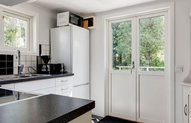 3 bedroom House in Asarum with garden and terrace - Photo 10