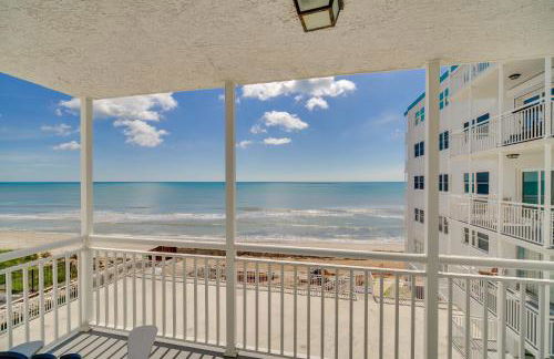 Oceanfront Satellite Beach Condo with Balcony, Views - Foto 22